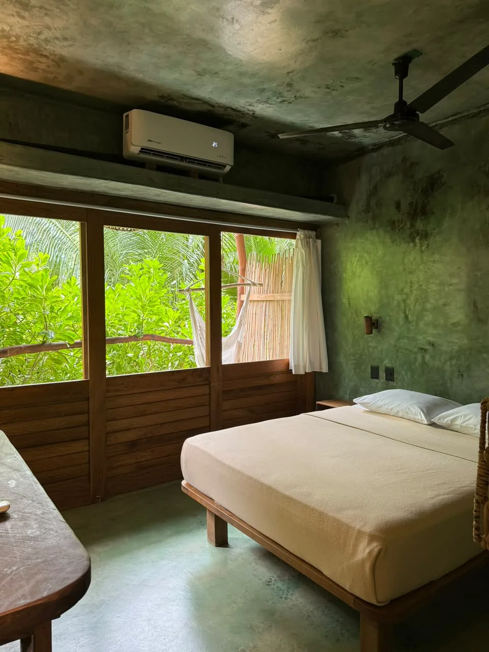 Interior of a room at Cocos Hotel Zipolite